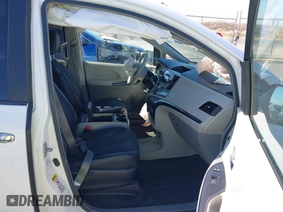 2014 Toyota Sienna SE with VIN 5TDXK3DC1ES417081, listed as a IAAI auction lot 41850444 with 173,545 mi miles. Bid and sale history available at carsss.com. Image 5.