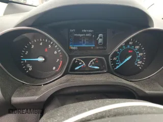 2016 Ford Escape SE z VIN 1FMCU9G95GUC33848, wystawiony jako Copart lot #58191925 z przebiegiem 108 194 mil mil oraz Szkoda całkowita • Salvage title. Historia ofert i sprzedaży dostępna na DreamBid. Obrazek 9.
