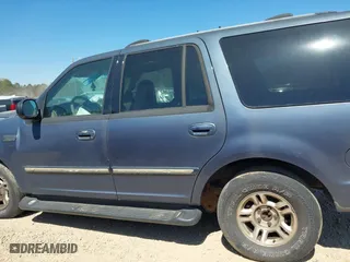 1999 Ford Expedition XLT with VIN 1FMRU1762XLB27932, listed as a IAAI auction lot 41897682 with 1 mi miles. Bid and sale history available at carsss.com. Image 13.