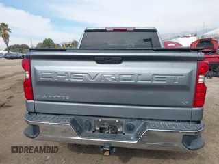 2021 Chevrolet Silverado 1500 LT with VIN 3GCUYDET4MG286201, listed as a IAAI auction lot 41594366 with 86,403 mi miles. Bid and sale history available at carsss.com. Image 17.