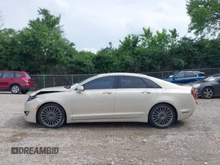 2015 Lincoln MKZ Hybrid with VIN 3LN6L2LU4FR603033, listed as a IAAI auction lot 42445520 with 258,998 mi miles and . Bid and sale history available at DreamBid. Image 14.