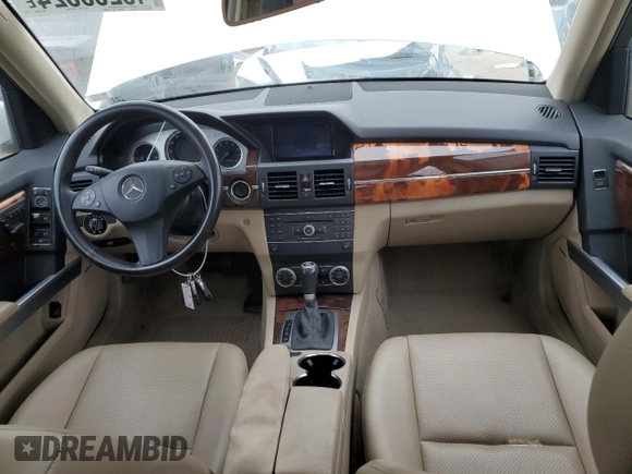 2010 Mercedes-Benz GLK 350 with VIN WDCGG8HB2AF393801, listed as a Copart auction lot 45260824 with 145,047 mi miles and Salvage Title. Bid and sale history available at DreamBid. Image 8.