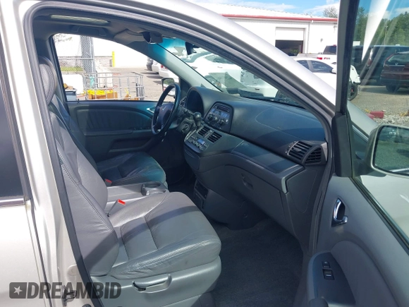 2006 Honda Odyssey EX-L z VIN 5FNRL38726B428227, wystawiony jako IAAI lot #42381464 z przebiegiem 156 623 mil mil oraz . Historia ofert i sprzedaży dostępna na DreamBid. Obrazek 5.