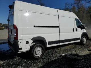 2025 Ram ProMaster Cargo Van Tradesman with VIN 3C6LRVDG2SE507796, listed as a Copart auction lot 52000485 with 12,758 mi miles and Clean Title. Bid and sale history available at carsss.com. Image 3.