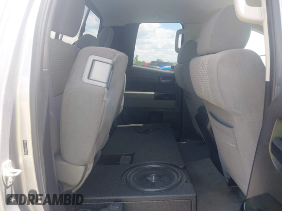 2008 Toyota Tundra z VIN 5TFRV54158X060478, wystawiony jako IAAI lot #42246179 z przebiegiem 21 584 mil mil oraz . Historia ofert i sprzedaży dostępna na DreamBid. Obrazek 8.