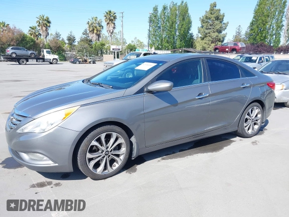 2013 Hyundai Sonata Limited with VIN 5NPEC4AB8DH618423, listed as a IAAI auction lot 42146040 with 195,427 mi miles and . Bid and sale history available at carsss.com. Image 2.