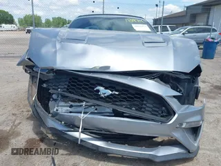 2020 Ford Mustang EcoBoost z VIN 1FATP8UH6L5106537, wystawiony jako IAAI lot #42518474 z przebiegiem 86 971 mil mil oraz . Historia ofert i sprzedaży dostępna na DreamBid. Obrazek 12.