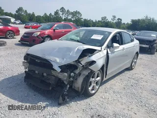 2015 Ford Fusion SE with VIN 3FA6P0H90FR274063, listed as a IAAI auction lot 42585936 with 118,702 mi miles and . Bid and sale history available at DreamBid. Image 17.