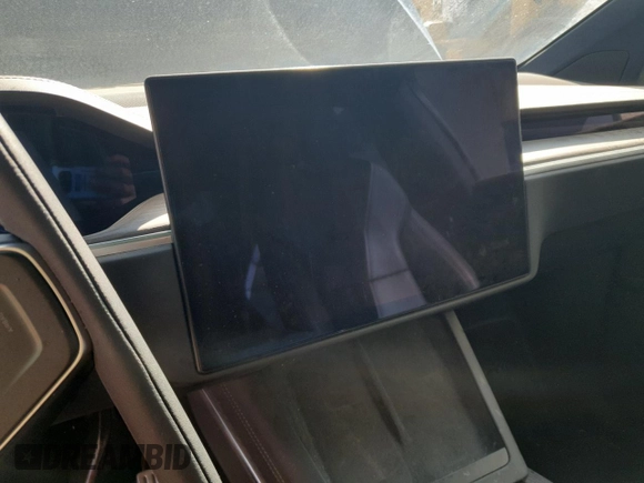 2022 Tesla Model X with VIN 7SAXCDE55NF341925, listed as a Copart auction lot 47607595 with Not Provided miles and Salvage Title. Bid and sale history available at DreamBid. Image 9.