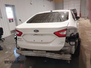 2015 Ford Fusion SE with VIN 1FA6P0HDXF5103537, listed as a IAAI auction lot 41241939 with 147,059 mi miles. Bid and sale history available at carsss.com. Image 17.
