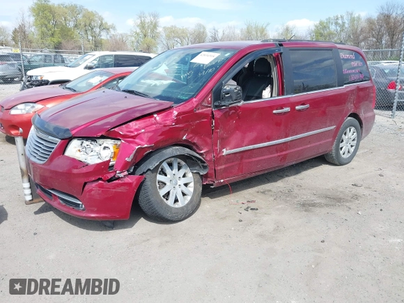 2012 Chrysler Town & Country Touring-L with VIN 2C4RC1CG2CR118526, listed as a IAAI auction lot 42034318 with 337,747 mi miles. Bid and sale history available at carsss.com. Image 2.