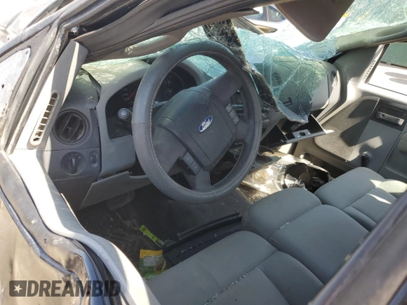2004 Ford F-150 XL z VIN 1FTRF12W14NC32516, wystawiony jako Copart lot #54498895 z przebiegiem Nie podano mil oraz Tytuł czysty. Historia ofert i sprzedaży dostępna na DreamBid. Obrazek 8.