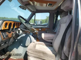 1990 Dodge Cargo with VIN 2B6HB21YXLK704825, listed as a Copart auction lot 70816584 with 187,217 mi miles and Non Repairable. Bid and sale history available at carsss.com. Image 7.