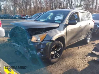 2010 Toyota RAV4 with VIN JTMBF4DV2A5031226, listed as a IAAI auction lot 41891724 with 174,472 mi miles. Bid and sale history available at carsss.com. Image 6.