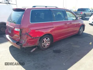 2005 Honda Odyssey EX z VIN 5FNRL38445B401163, wystawiony jako IAAI lot #42294253 z przebiegiem 152 576 mil mil oraz . Historia ofert i sprzedaży dostępna na DreamBid. Obrazek 4.