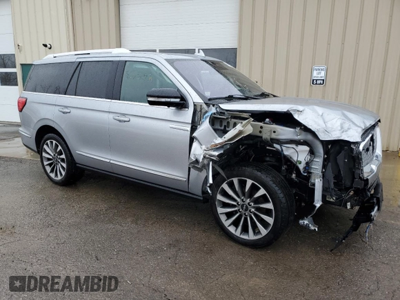 2020 Lincoln Navigator Reserve z VIN 5LMJJ2LT6LEL17168, wystawiony jako Copart lot #46801685 z przebiegiem 40 230 mil mil oraz Nie do naprawy • Non repairable. Historia ofert i sprzedaży dostępna na DreamBid. Obrazek 4.