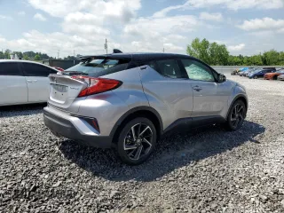 2020 Toyota C-HR LE z VIN JTNKHMBX5L1090324, wystawiony jako Copart lot #55986685 z przebiegiem 46 063 mil mil oraz Szkoda całkowita • Salvage title. Historia ofert i sprzedaży dostępna na DreamBid. Obrazek 3.