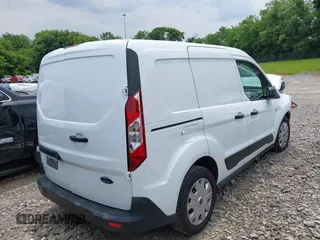 2023 Ford Transit Connect z VIN NM0LS6T23P1566968, wystawiony jako IAAI lot #42357915 z przebiegiem 12 632 mil mil oraz . Historia ofert i sprzedaży dostępna na DreamBid. Obrazek 4.