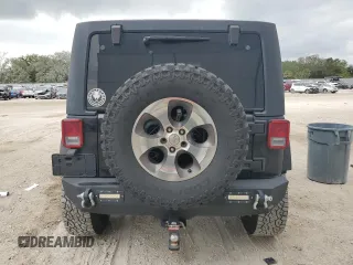 2018 Jeep Wrangler JK Unlimited Sahara with VIN 1C4BJWEG8JL908646, listed as a Copart auction lot 78954834 with 200,857 mi miles and Salvage Title. Bid and sale history available at carsss.com. Image 6.