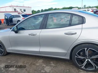2024 Volvo S60 Core Dark Theme with VIN 7JRL12TK0RG294377, listed as a IAAI auction lot 42337658 with 32,034 mi miles and . Bid and sale history available at DreamBid. Image 14.