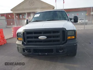 2006 Ford F-250 XL с VIN 1FTSW20P76EA57341, выставлен на аукционе IAAI как лот 42647536 с пробегом 143 242 миль миль и . История ставок и продаж доступна на DreamBid. Изображение 12.