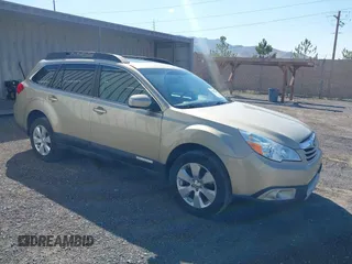 2010 Subaru Outback Limited Power Moon с VIN 4S4BRBLC1A3348191, выставлен на аукционе IAAI как лот 42195009 с пробегом 177 667 миль миль и . История ставок и продаж доступна на DreamBid. Изображение 1.