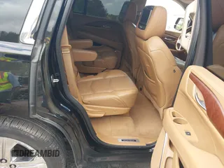 2016 Cadillac Escalade Platinum z VIN 1GYS3DKJ7GR374845, wystawiony jako IAAI lot #41951693 z przebiegiem 93 820 mil mil oraz . Historia ofert i sprzedaży dostępna na DreamBid. Obrazek 8.