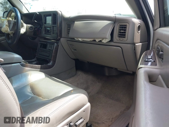 2003 GMC Yukon XL Denali with VIN 1GKFK66UX3J227538, listed as a IAAI auction lot 41915607 with 150,173 mi miles. Bid and sale history available at carsss.com. Image 5.
