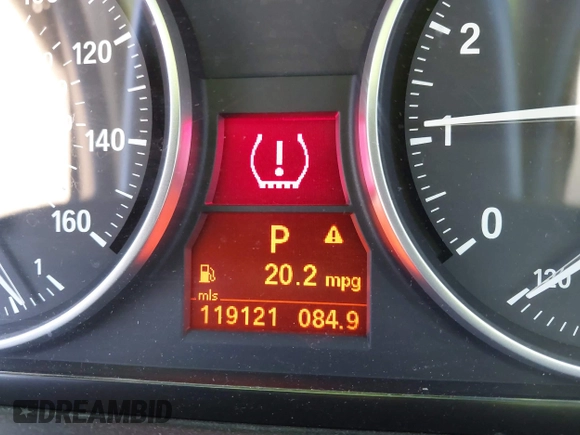 2007 BMW 3 Series 335i with VIN WBAVB73527PA89815, listed as a IAAI auction lot 41956634 with 119,121 mi miles and . Bid and sale history available at DreamBid. Image 15.
