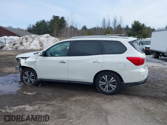 2017 Nissan Pathfinder SV with VIN 5N1DR2MM2HC633380, listed as a IAAI auction lot 41710351 with 90,602 mi miles. Bid and sale history available at carsss.com. Image 15.