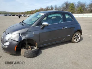 2017 FIAT 500 Lounge z VIN 3C3CFFCR9HT671517, wystawiony jako Copart lot #53749195 z przebiegiem Nie podano mil oraz Szkody całkowita. Historia ofert i sprzedaży dostępna na DreamBid. Obrazek 1.