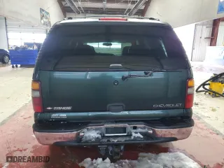 2002 Chevrolet Tahoe LT with VIN 1GNEC13Z02R260191, listed as a Copart auction lot 41729345 with 230,568 mi miles and Non Repairable. Bid and sale history available at carsss.com. Image 6.