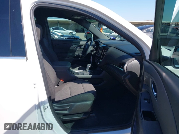 2023 Chevrolet Traverse LT Cloth z VIN 1GNERGKW7PJ323950, wystawiony jako IAAI lot #42019061 z przebiegiem 20 040 mil mil oraz . Historia ofert i sprzedaży dostępna na DreamBid. Obrazek 5.