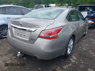 2013 Nissan Altima SV with VIN 1N4AL3AP8DC296985, listed as a IAAI auction lot 42116530 with 183,130 mi miles and . Bid and sale history available at DreamBid. Image 4.