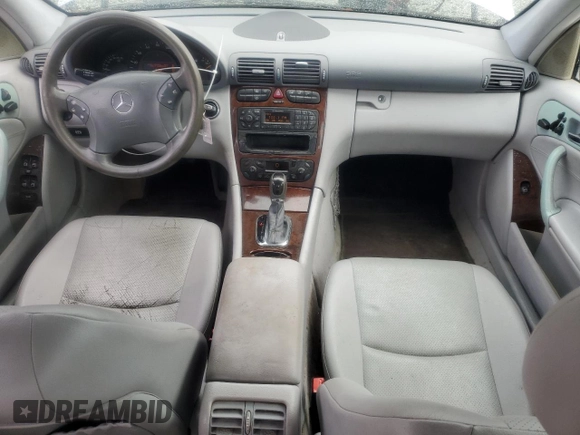 2002 Mercedes-Benz C 230/260/280/320 with VIN WDBRF64J12F268260, listed as a Copart auction lot 83299754 with 159,243 mi miles and Salvage Title. Bid and sale history available at DreamBid. Image 8.