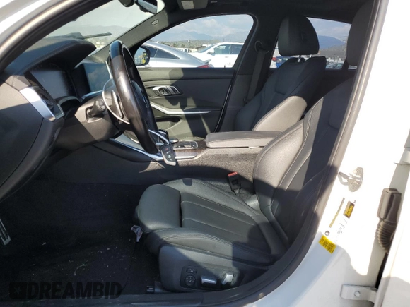 2021 BMW 3 Series 330i с VIN WBA5R1C03MFK53665, выставлен на аукционе Copart как лот 47673384 с пробегом 51 643 миль миль и . История ставок и продаж доступна на DreamBid. Изображение 7.