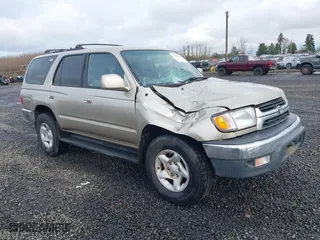 2001 Toyota 4Runner SR5 with VIN JT3HN86R110334553, listed as a IAAI auction lot 41209730 with 192,515 mi miles. Bid and sale history available at carsss.com. Image 1.