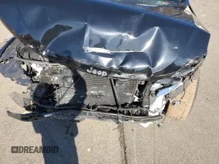 2020 Jeep Grand Cherokee Laredo E with VIN 1C4RJFAG6LC206719, listed as a Copart auction lot 50471805 with 40,526 mi miles and Salvage title. Bid and sale history available at DreamBid. Image 12.
