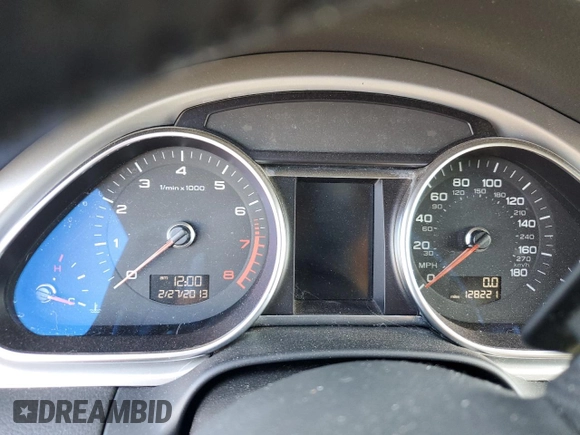 2015 Audi Q7 S line Prestige z VIN WA1DGAFE1FD017150, wystawiony jako Copart lot #67568584 z przebiegiem 128 221 mil mil oraz Szkoda całkowita • Salvage title. Historia ofert i sprzedaży dostępna na DreamBid. Obrazek 9.