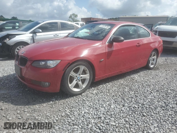 2007 BMW 3 Series 335i z VIN WBAWB73537P036817, wystawiony jako Copart lot #61575795 z przebiegiem 157 329 mil mil oraz Czysty tytuł • Clean title. Historia ofert i sprzedaży dostępna na DreamBid. Obrazek 1.