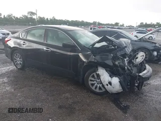 2017 Nissan Altima SR z VIN 1N4AL3AP5HN359728, wystawiony jako IAAI lot #42720028 z przebiegiem Nie podano mil oraz . Historia ofert i sprzedaży dostępna na DreamBid. Obrazek 1.