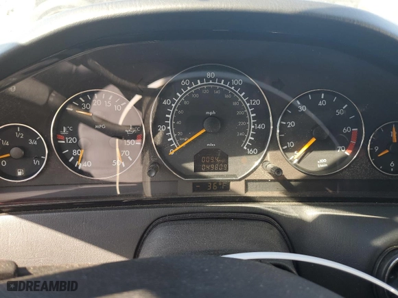 2001 Mercedes-Benz SL-Class with VIN WDBFA68FX1F196609, listed as a Copart auction lot 76124154 with 49,809 mi miles and Salvage Title. Bid and sale history available at carsss.com. Image 9.