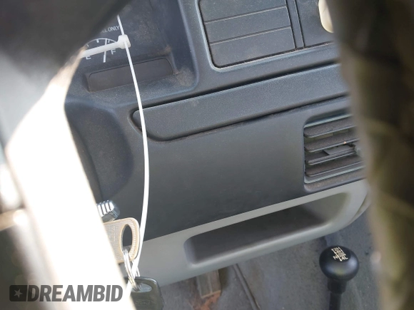 1996 Ford F-150 with VIN 1FTEX14H0TKA49456, listed as a IAAI auction lot 42689128 with 243,331 mi miles and . Bid and sale history available at DreamBid. Image 11.