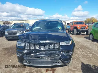 2020 Jeep Grand Cherokee Overland with VIN 1C4RJFCGXLC297961, listed as a IAAI auction lot 40584009 with 46,987 mi miles. Bid and sale history available at carsss.com. Image 12.