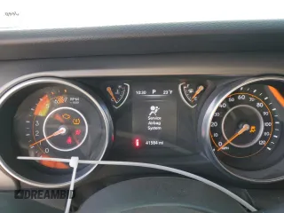 2023 Jeep Wrangler Sport S with VIN 1C4HJXDN7PW671722, listed as a Copart auction lot 42614755 with 41,584 mi miles and Salvage Title. Bid and sale history available at DreamBid. Image 9.