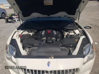 2014 Maserati Quattroporte GTS z VIN ZAM56PPA3E1074957, wystawiony jako Copart lot #52321115 z przebiegiem 113 584 mil mil oraz Szkody całkowita. Historia ofert i sprzedaży dostępna na DreamBid. Obrazek 11.