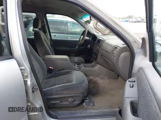 2002 Ford Explorer XLS with VIN 1FMZU62E72UA38128, listed as a IAAI auction lot 42680825 with Not provided miles and . Bid and sale history available at DreamBid. Image 5.