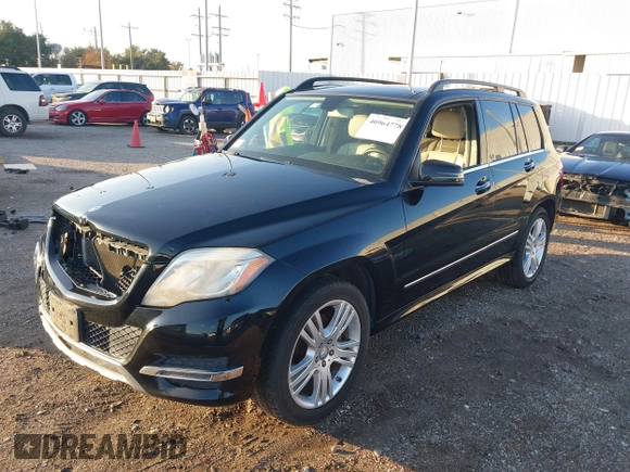 2014 Mercedes-Benz GLK 350 with VIN WDCGG5HB6EG176802, listed as a IAAI auction lot 40964778 with 186,669 mi miles and . Bid and sale history available at carsss.com. Image 2.