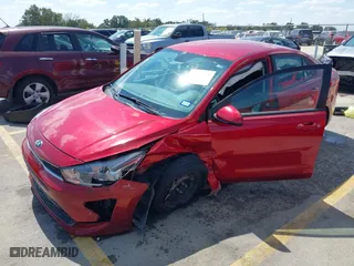 2021 Kia Rio S with VIN 3KPA24AD7ME364792, listed as a IAAI auction lot 40377285 with 67093 miles. Bid and sale history available at carsss.com. Image 17.