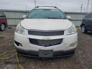 2012 Chevrolet Traverse LTZ z VIN 1GNKVLED5CJ155527, wystawiony jako Copart lot #57597285 z przebiegiem Nie podano mil oraz Szkoda całkowita • Salvage title. Historia ofert i sprzedaży dostępna na DreamBid. Obrazek 5.